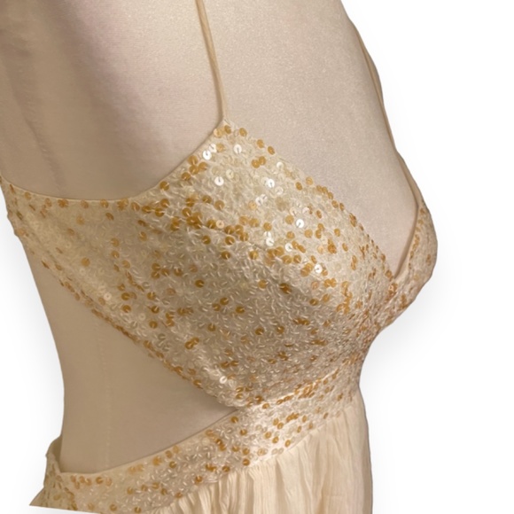 BCBG Sequined Butterfly Top Fairy Open Back Dress Size 10 - Picture 4 of 8